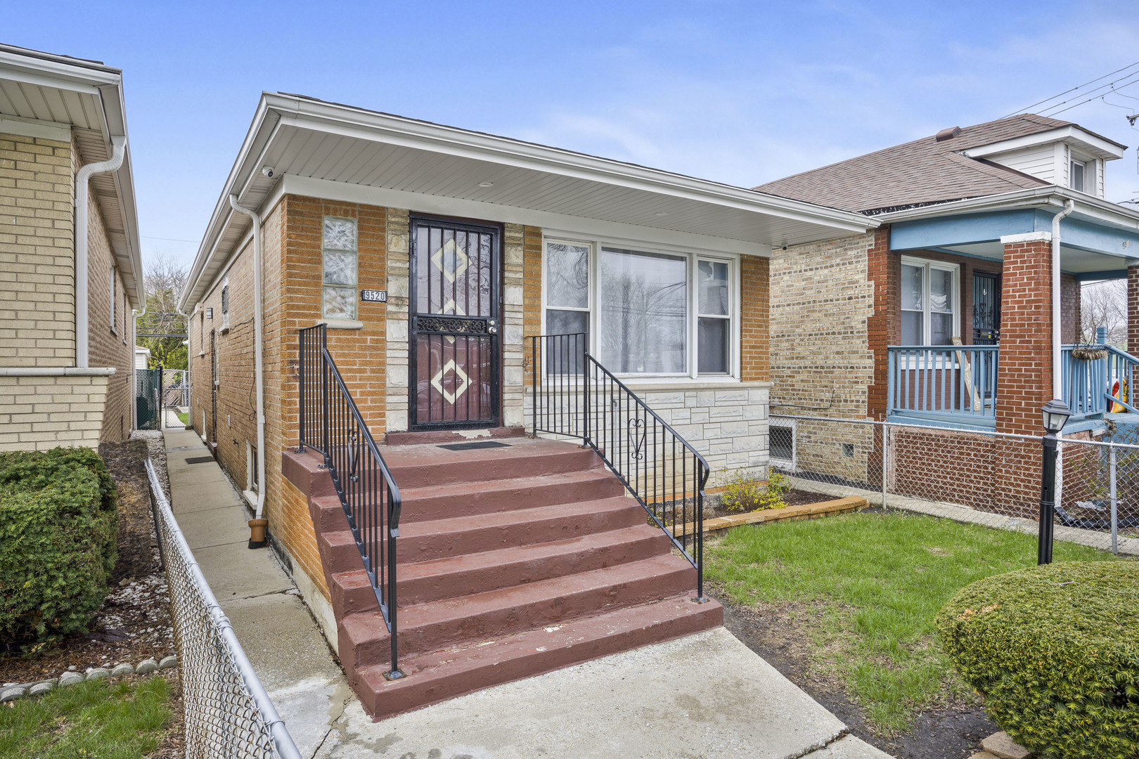 9520 S Yale Avenue, Chicago, IL