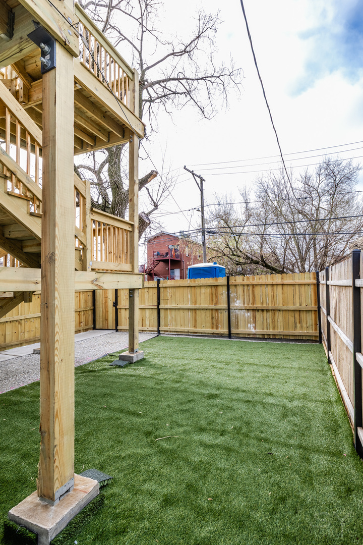 3111 W Polk Street #3, Chicago, IL