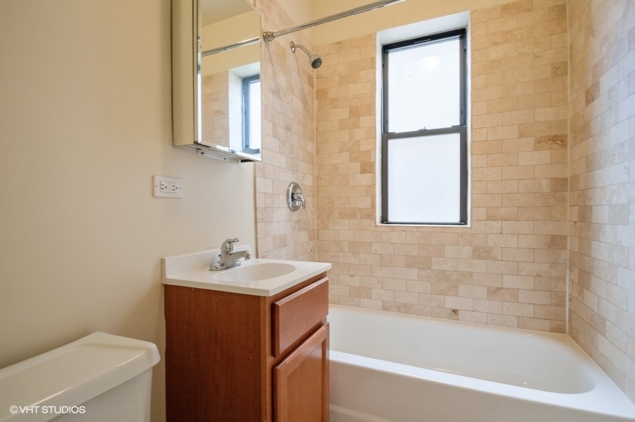 3511 N Racine Avenue #3E, Chicago, IL