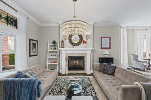 4916 S Blackstone Avenue, Chicago, IL