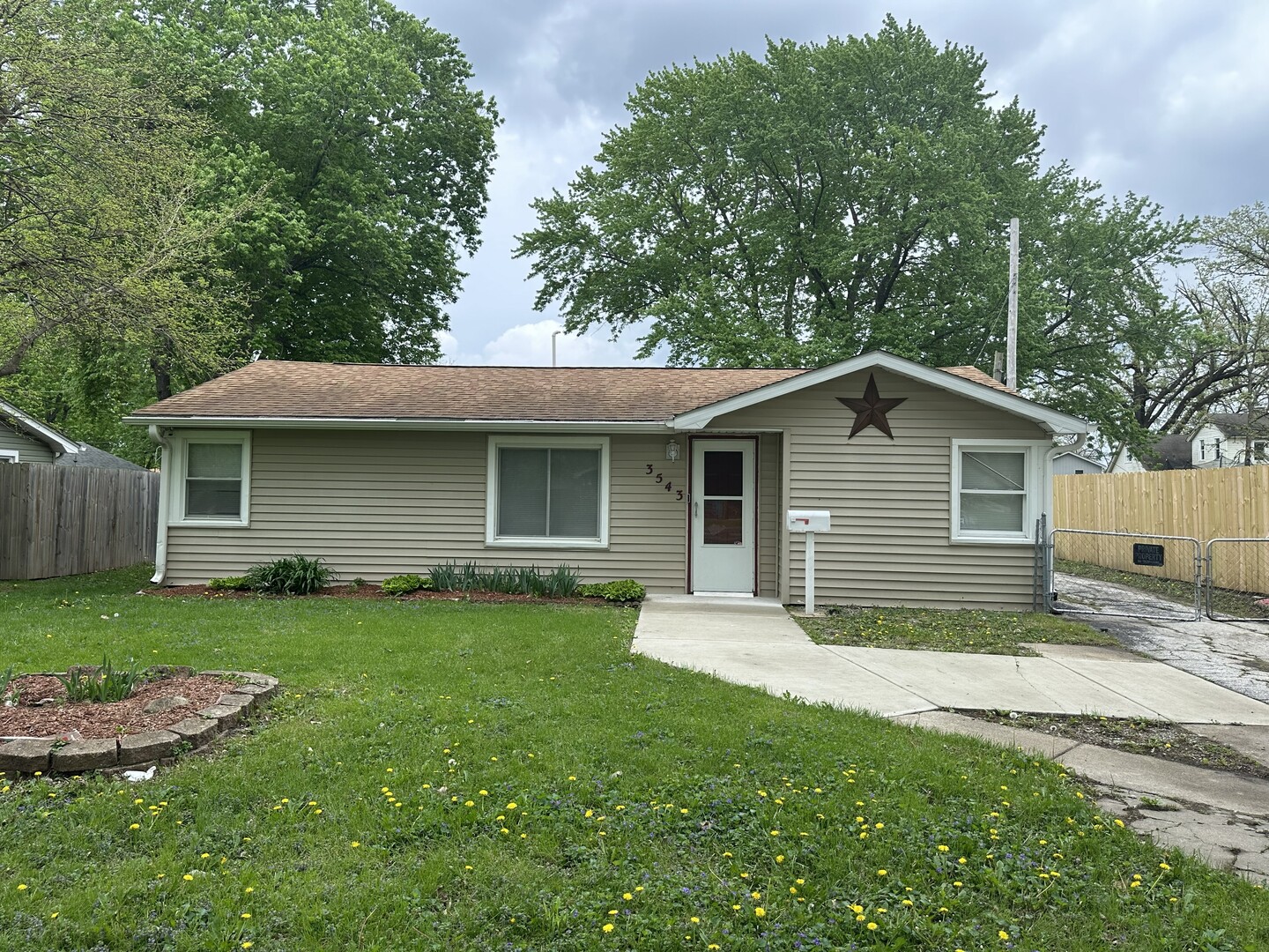 3543 William Street, Steger, IL