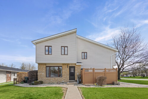 231 E Woodlawn Road, New Lenox, IL