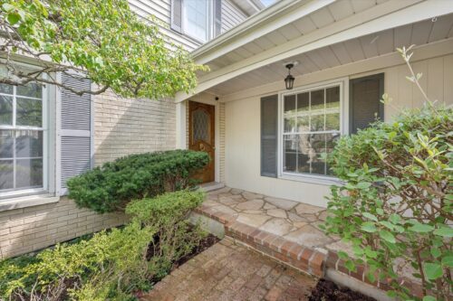 2629 Illinois Road, Northbrook, IL