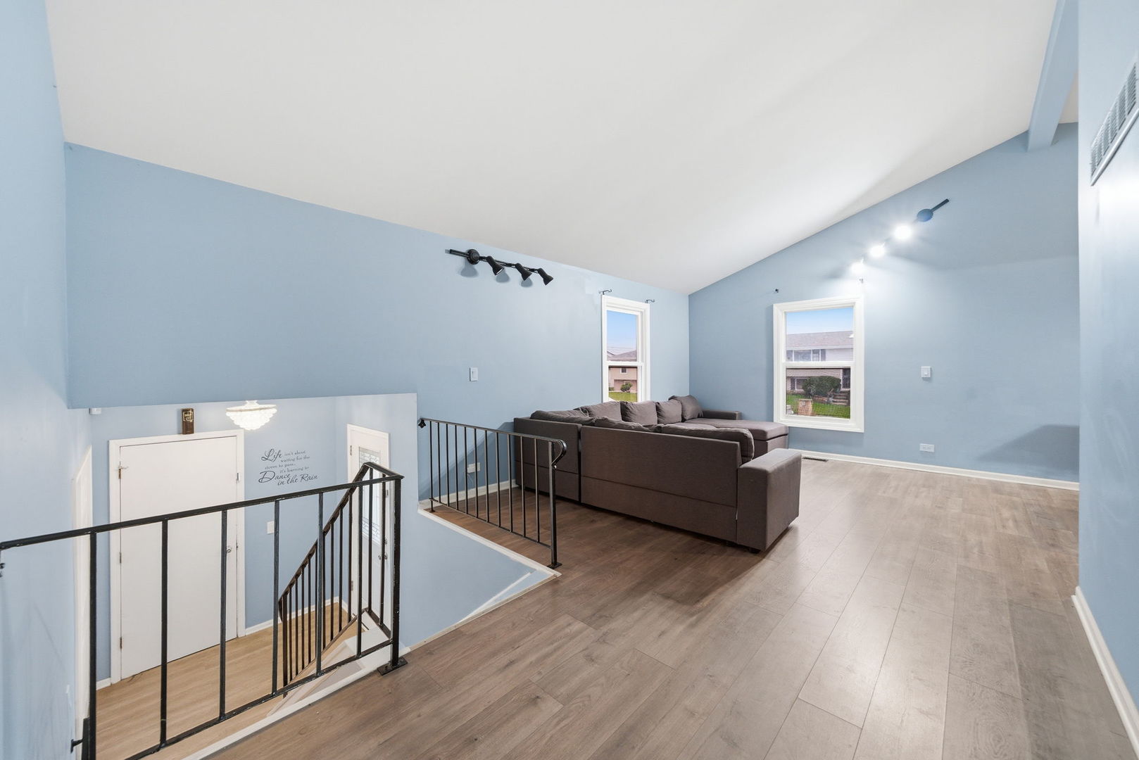 1220 Harvest Lane, University Park, IL