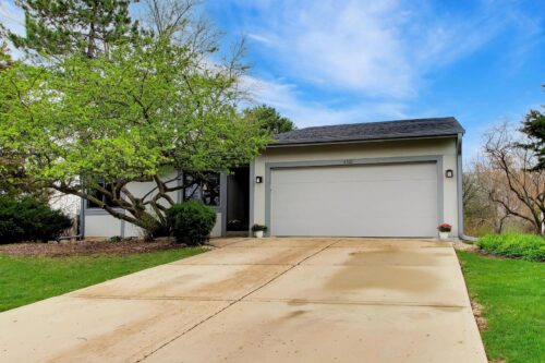 6501 Raintree Court, Lisle, IL