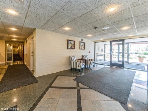 1800 Huntington Boulevard #409, Hoffman Estates, IL