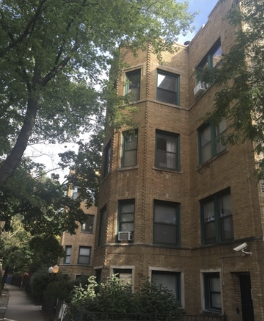 677.5 W Wrightwood Avenue #2N, Chicago, IL
