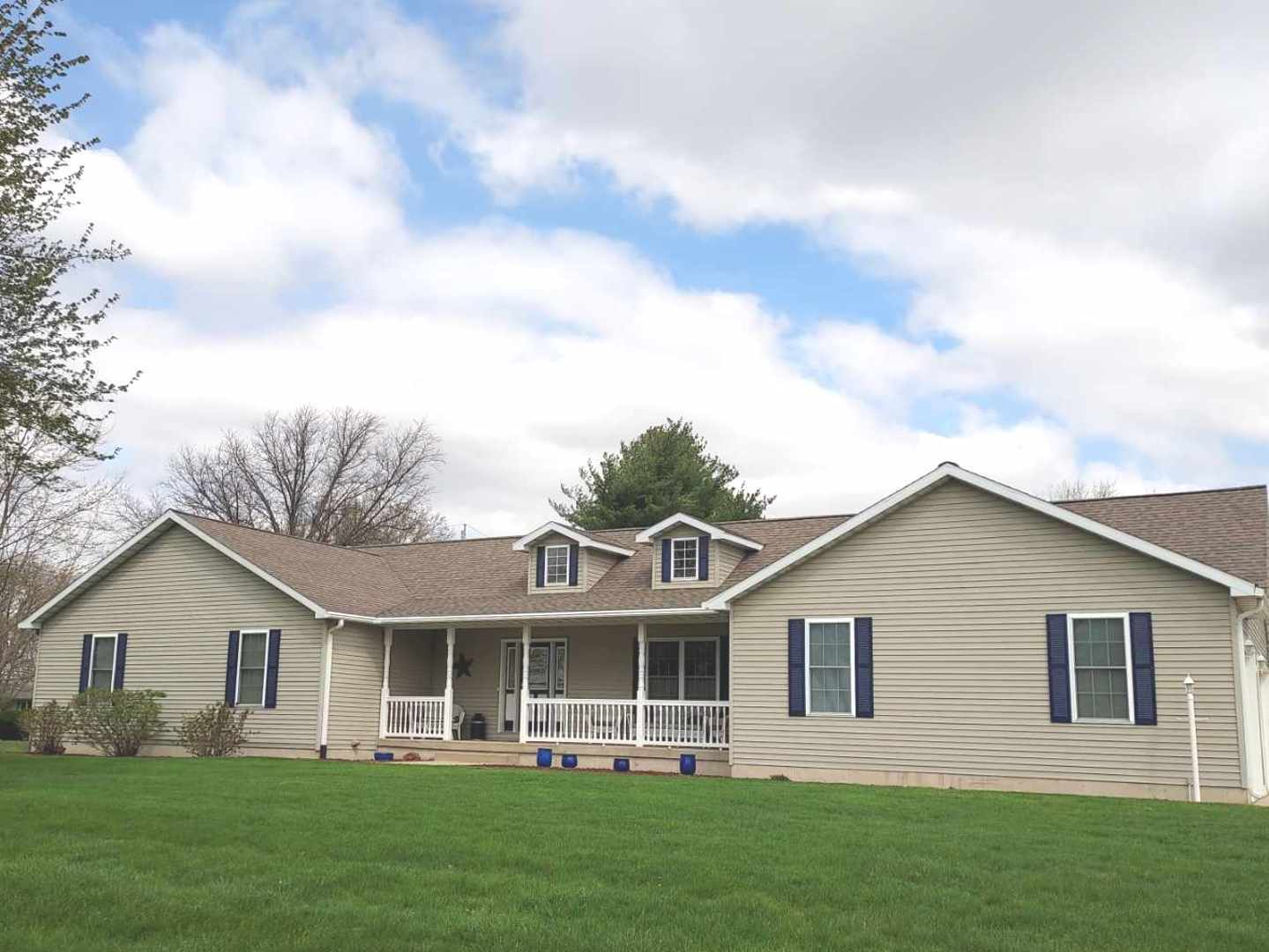 44 Hillcrest Drive, Tuscola, IL