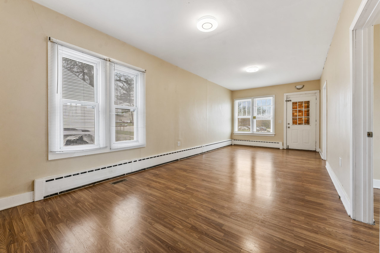 1809 Ogden Avenue, Lisle, IL