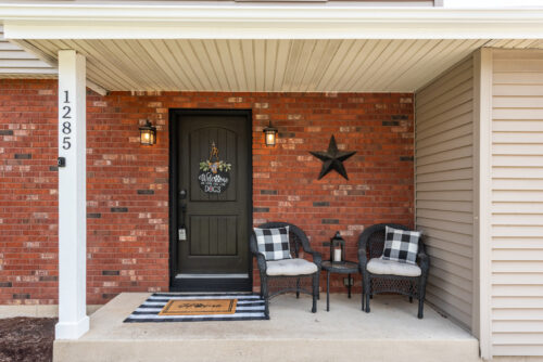 1285 N Lyle Avenue, Elgin, IL