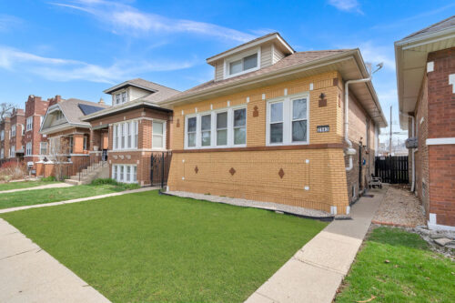 2543 N Newcastle Avenue, Chicago, IL