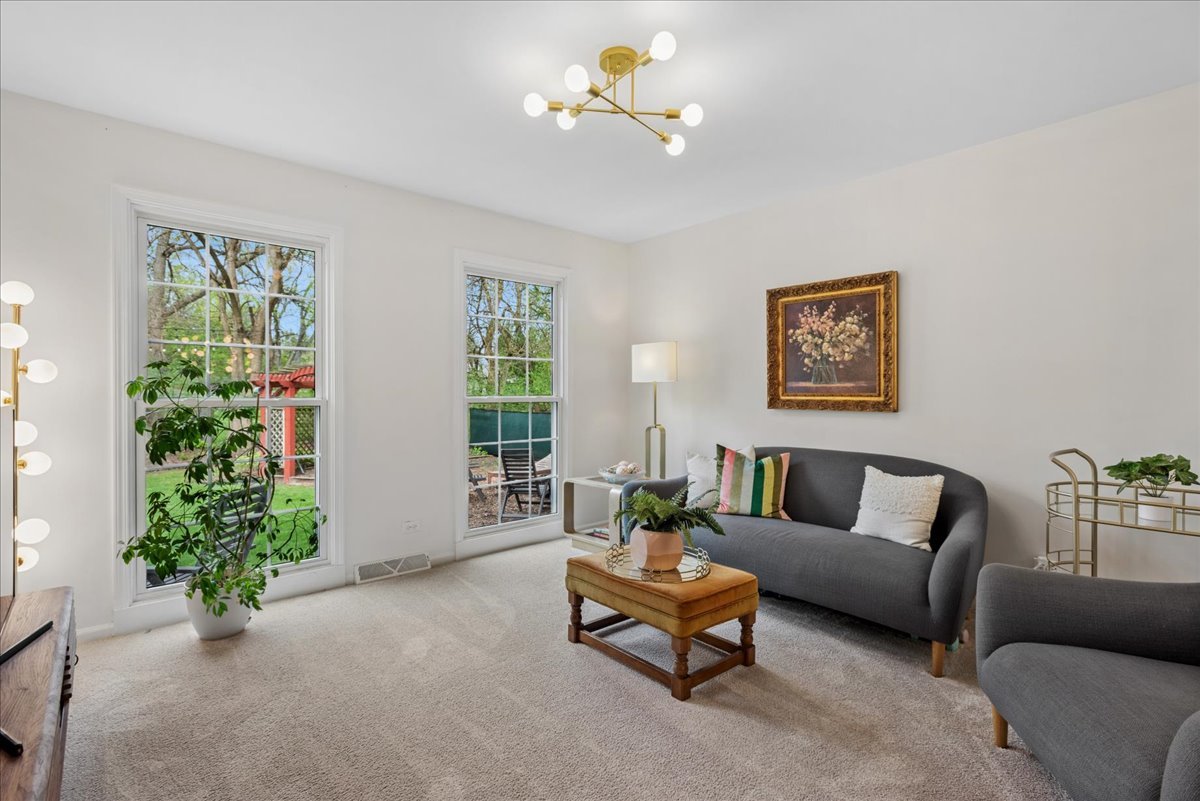 2209 Mecan Drive, Naperville, IL