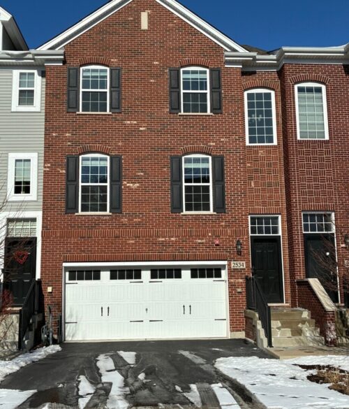 2534 Huntleigh Lane, Woodridge, IL