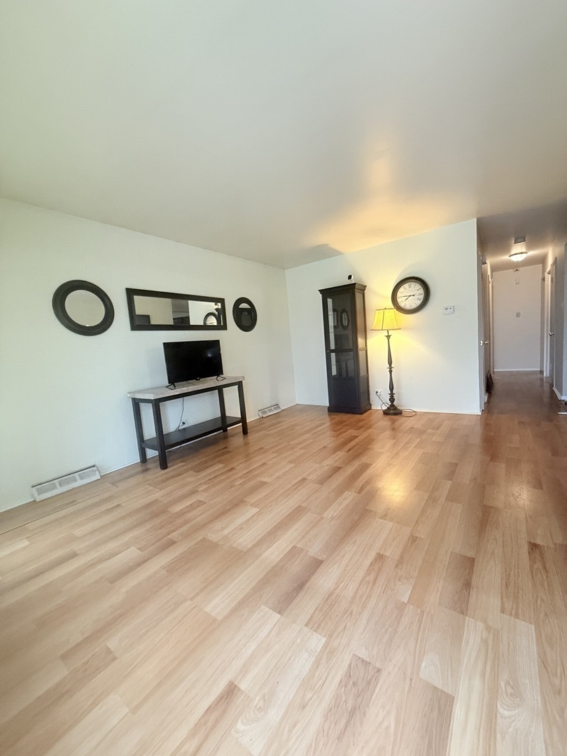 117 W 158th Place, Harvey, IL