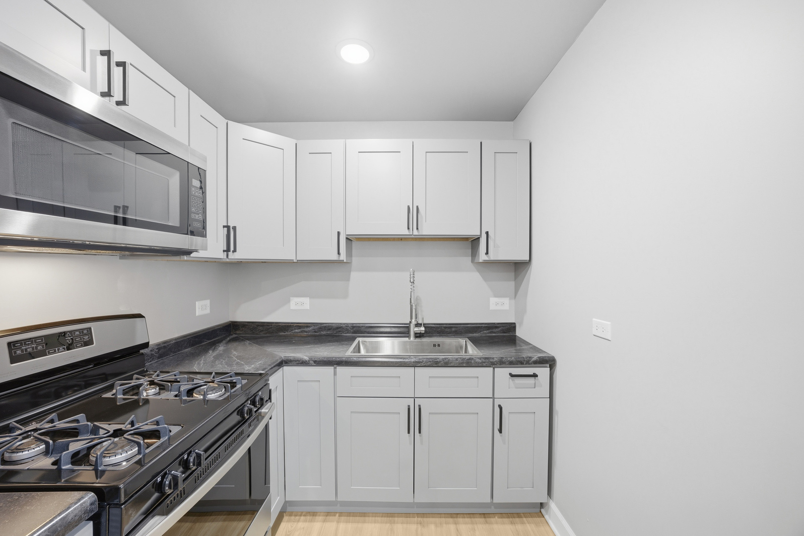 591 Andover Street, Chicago Heights, IL