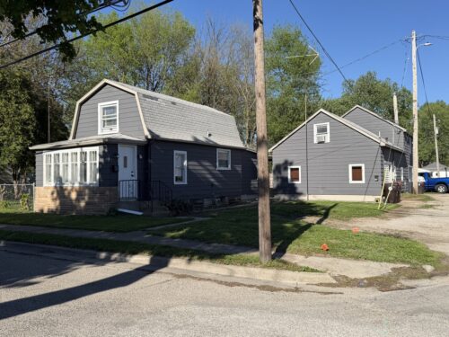 104 S State Street, Lincoln, IL