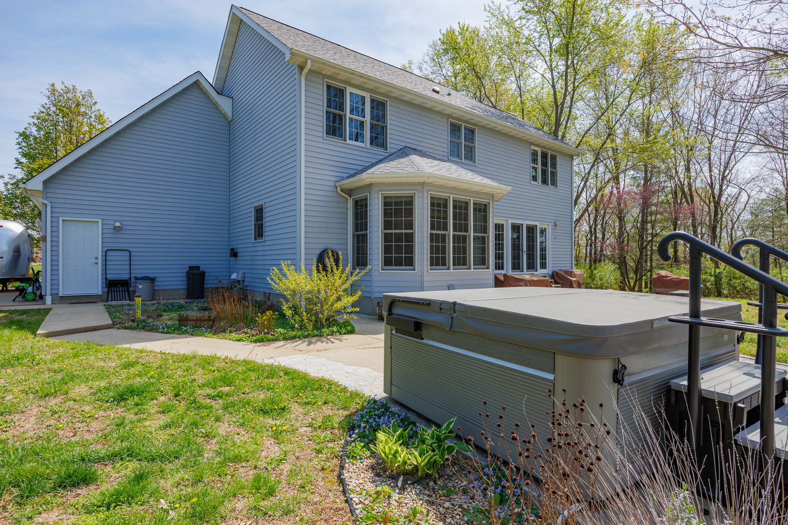 18749 N Tolle Lane, Mt Vernon, IL