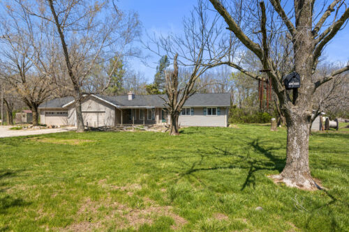 1150 E CR 800, Sullivan, IL