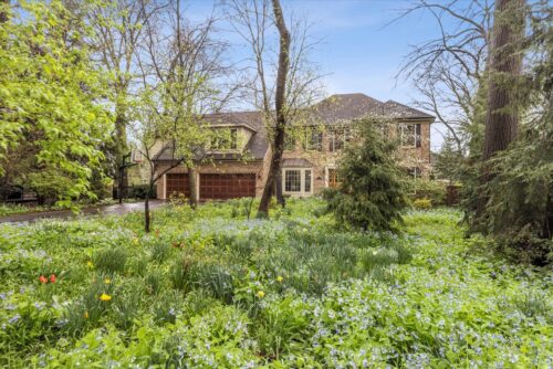 504 Pin Oak Court, St. Charles, IL