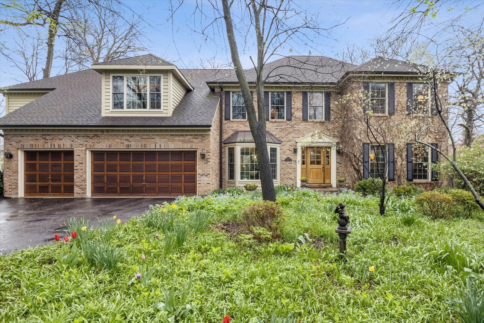 504 Pin Oak Court, St. Charles, IL