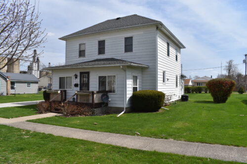 208 S Jefferson Street, Flanagan, IL