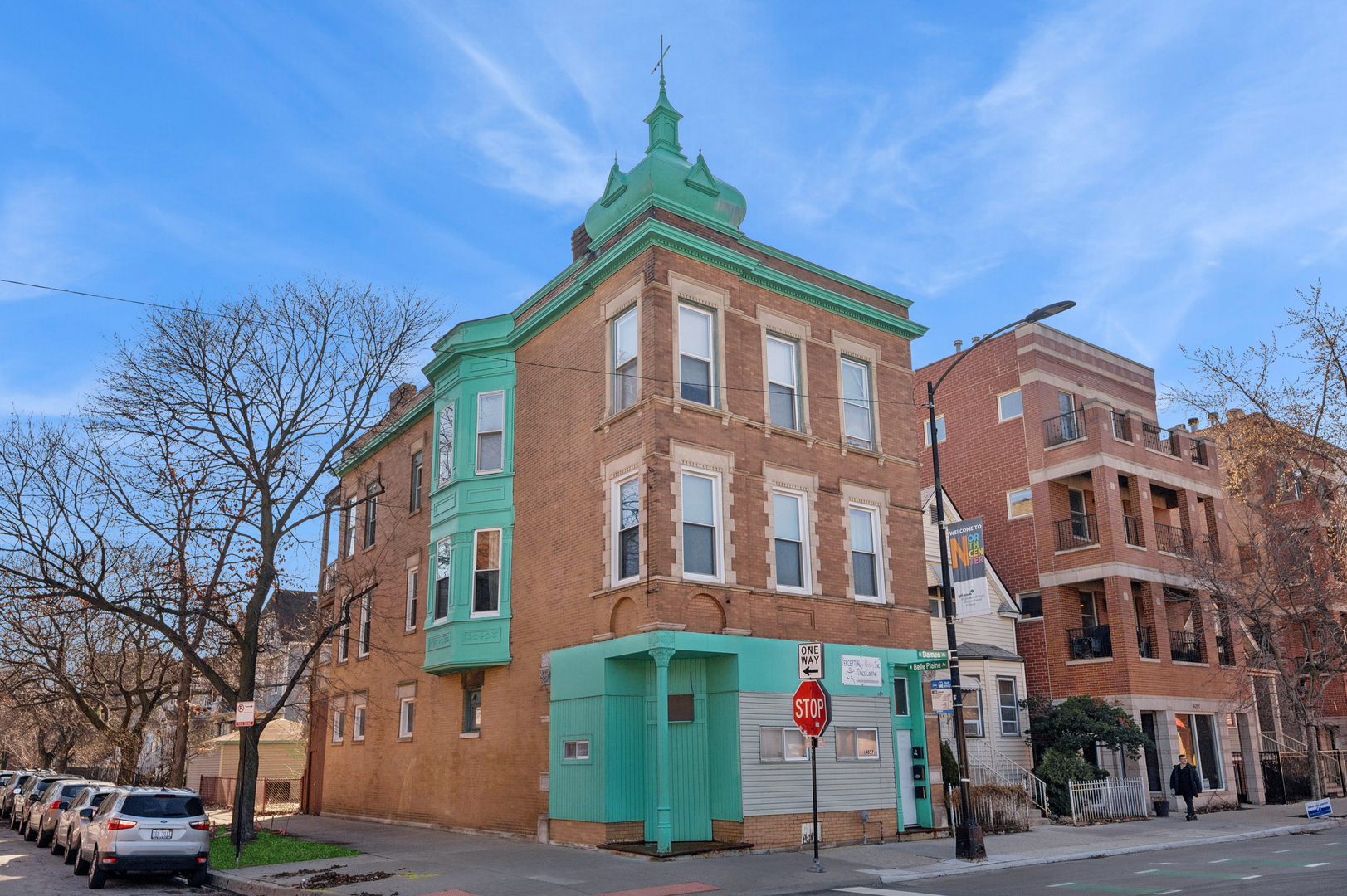 4057 N Damen Avenue #2, Chicago, IL