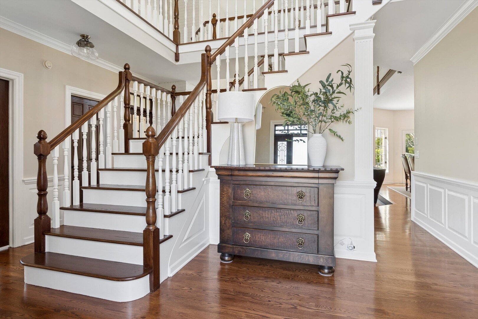 10612 Burnham Court, Naperville, IL