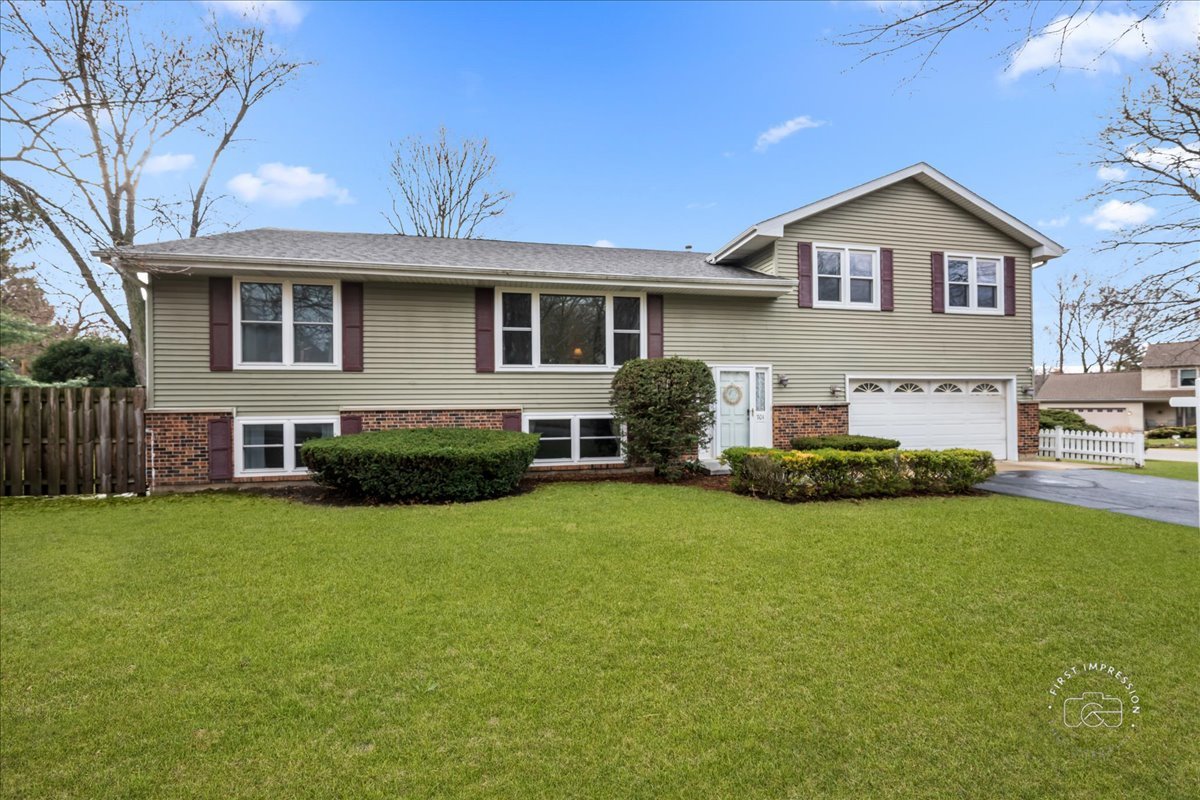 701 Viking Drive, Batavia, IL