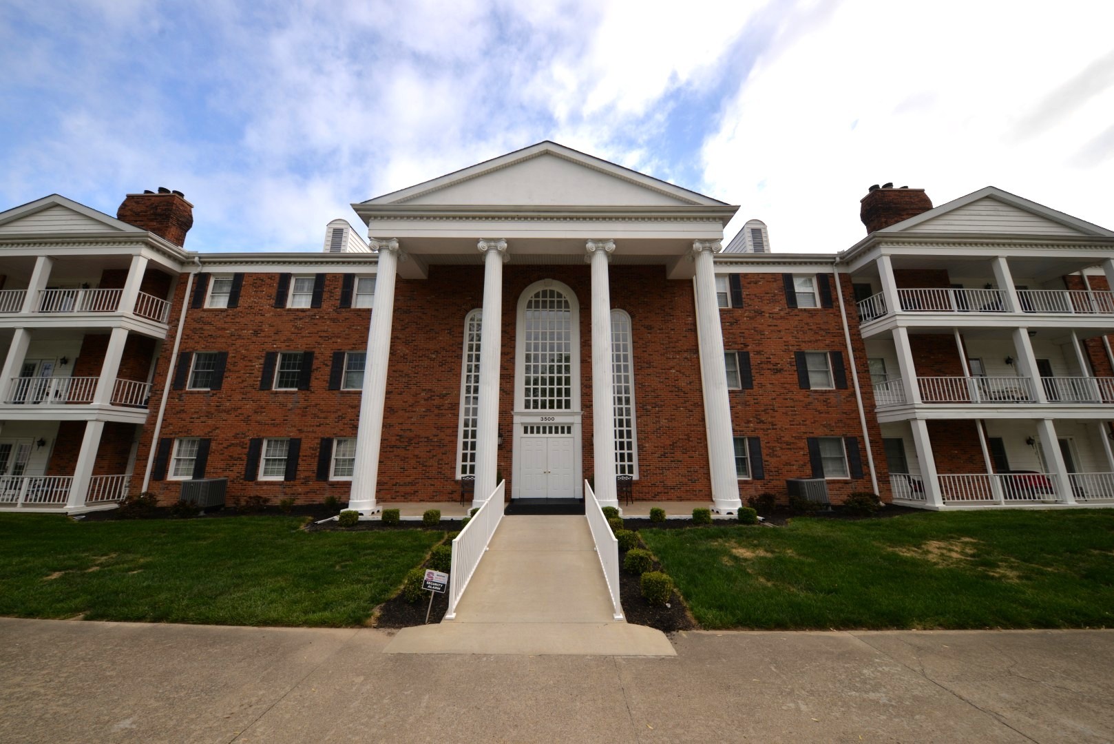 3500 Victoria Avenue #304, Mt Vernon, IL