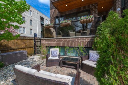 3839 N Ashland Avenue #2, Chicago, IL