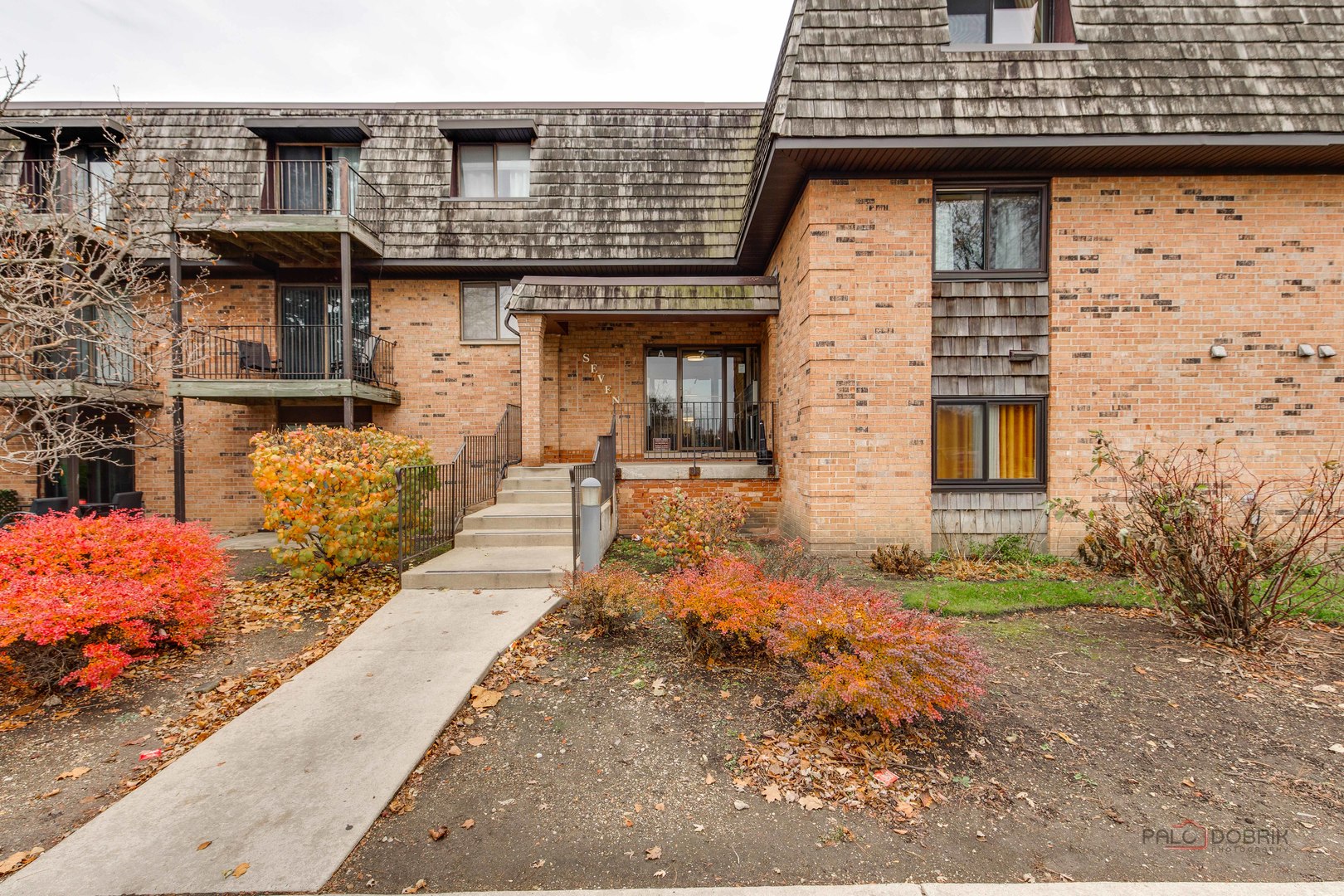 7 Oak Creek Drive #3703, Buffalo Grove, IL