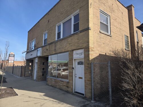 6023 W Addison Street, Chicago, IL