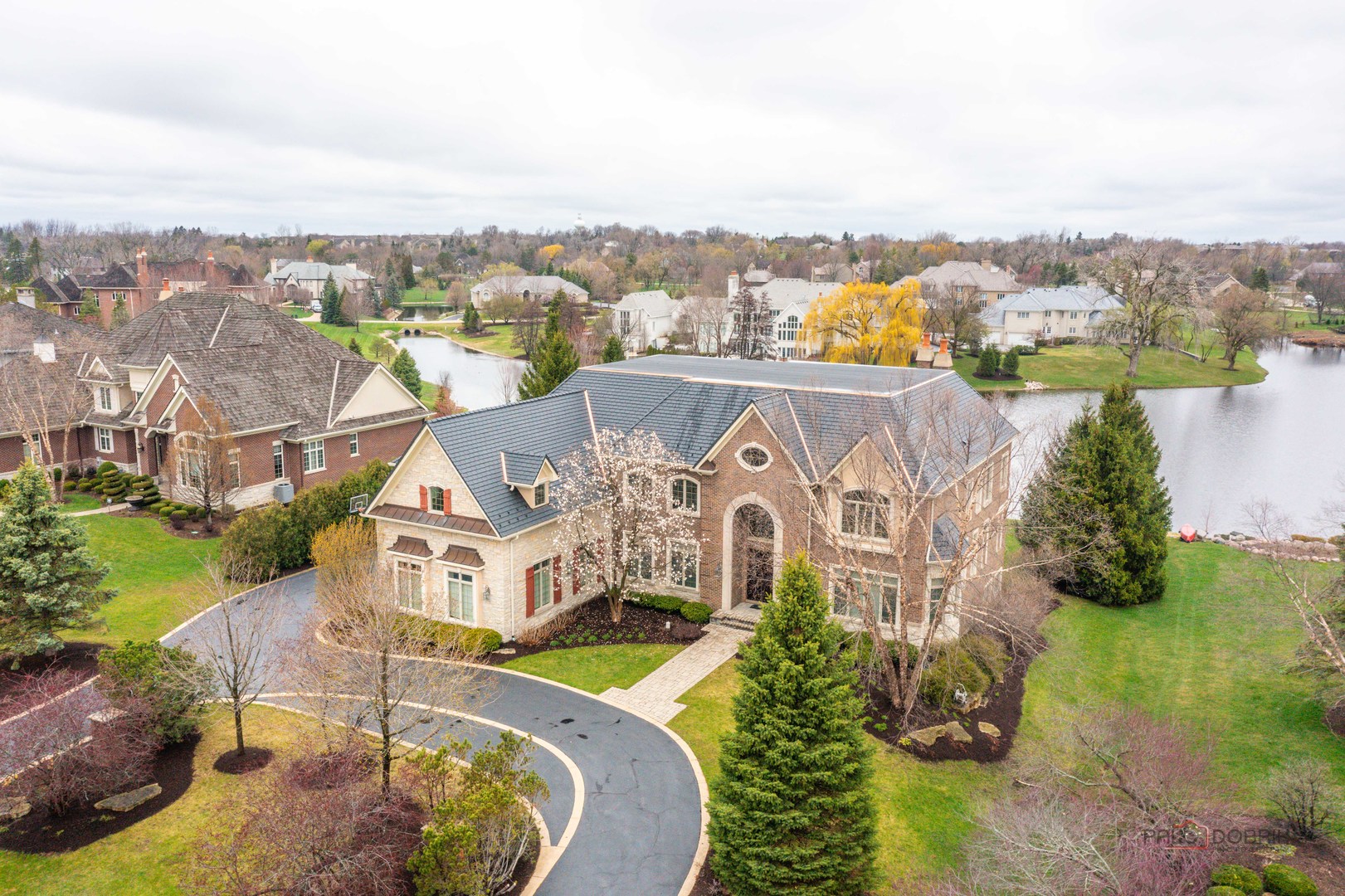 435 Winfield Lane, Inverness, IL