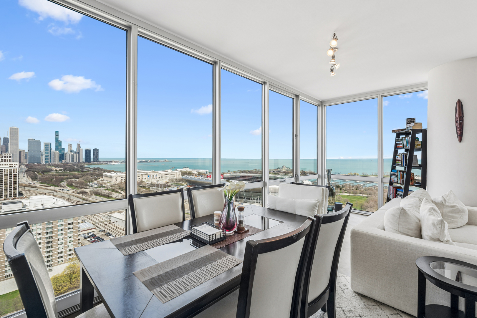 1629 S Prairie Avenue #2701, Chicago, IL