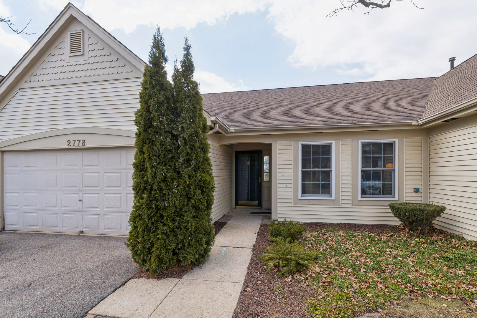 2778 N Augusta Drive, Wadsworth, IL