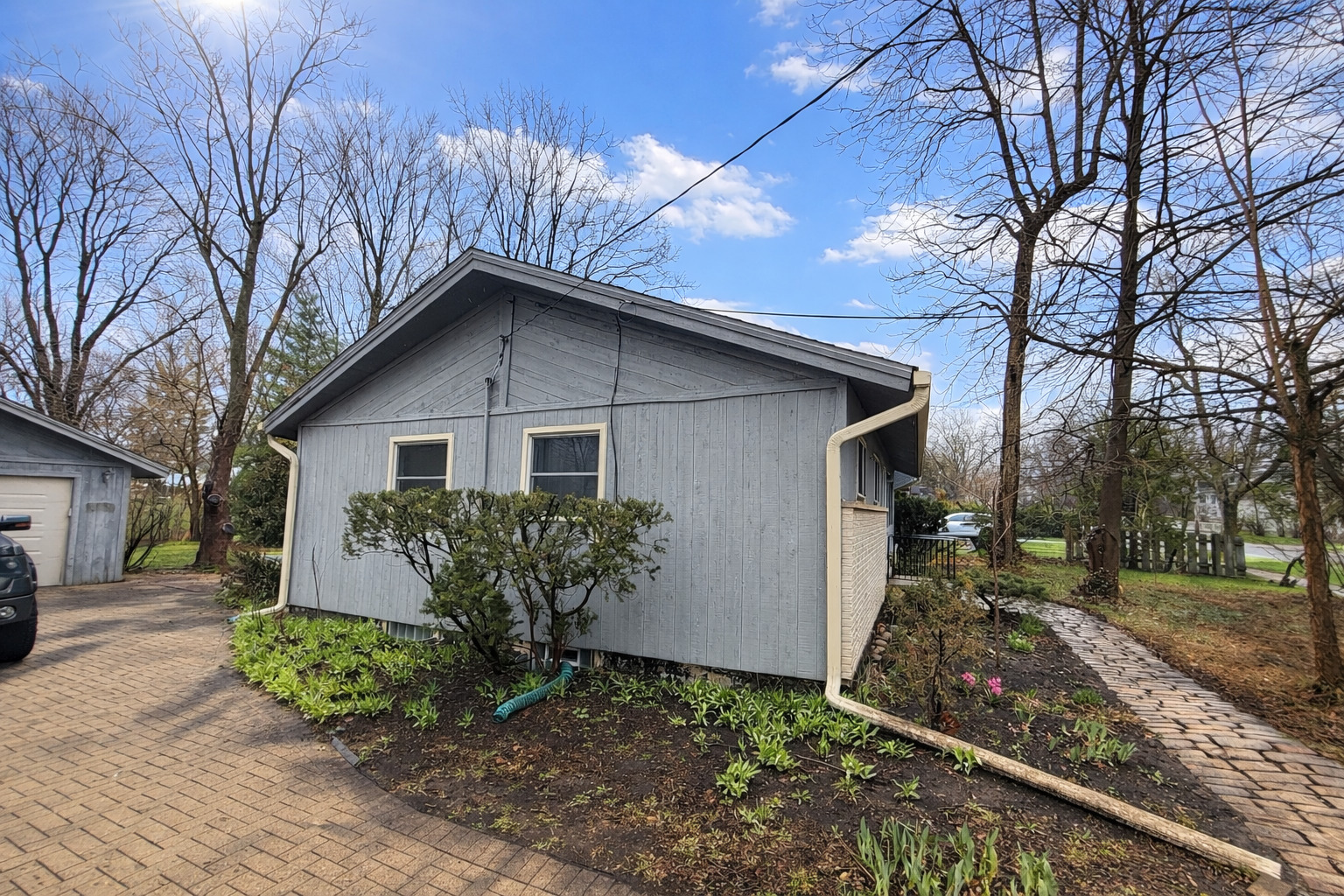 210 Hill Avenue, Glen Ellyn, IL