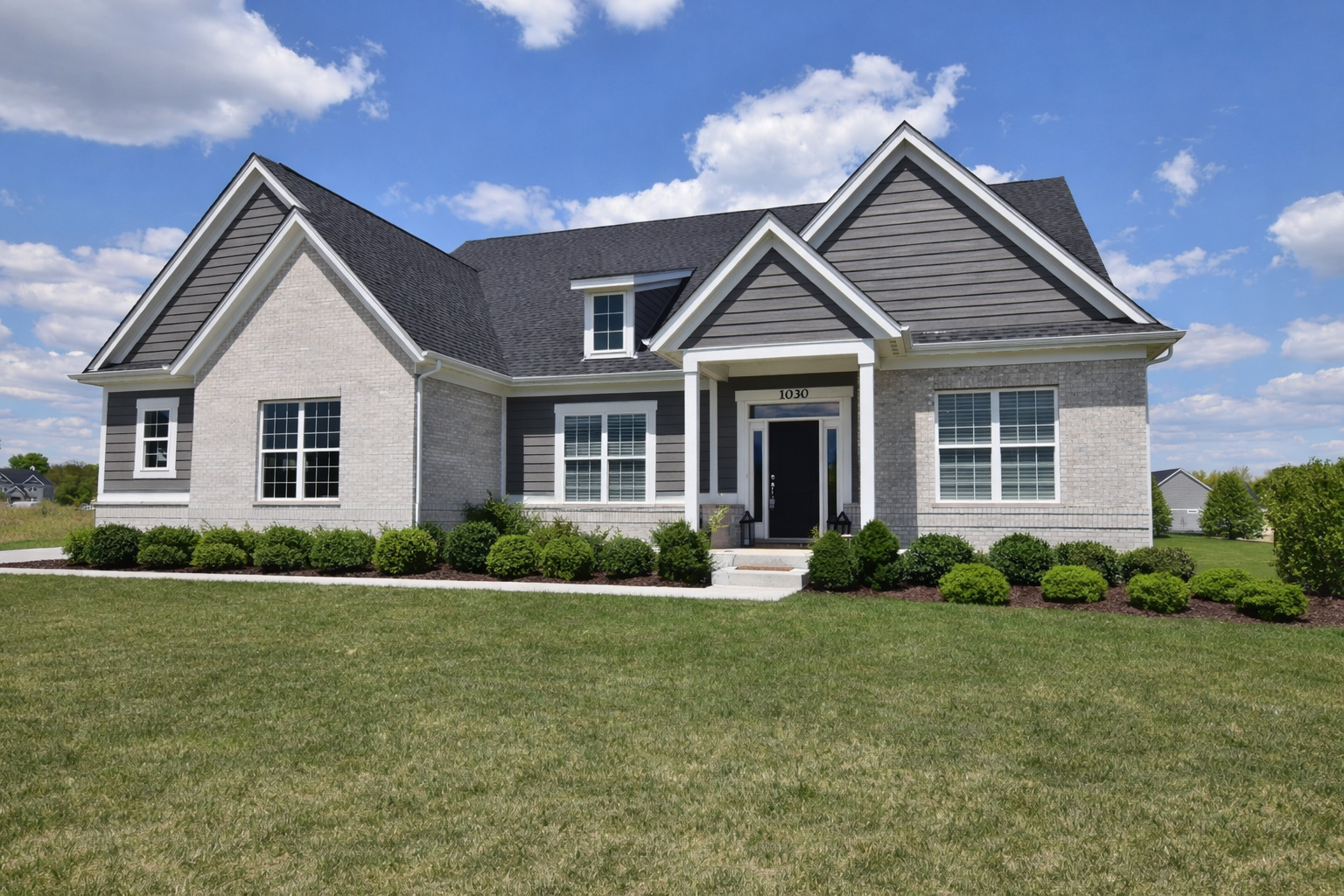 1030 Hilldale Drive, St. Charles, IL