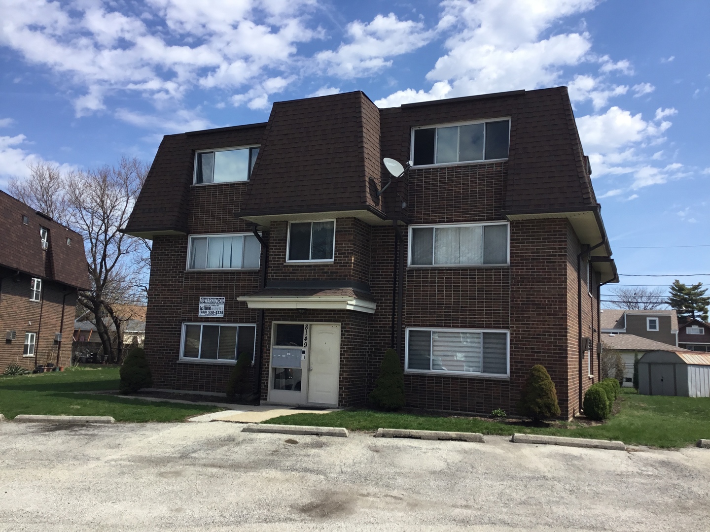 8149 Ogden Avenue #3S, Lyons, IL