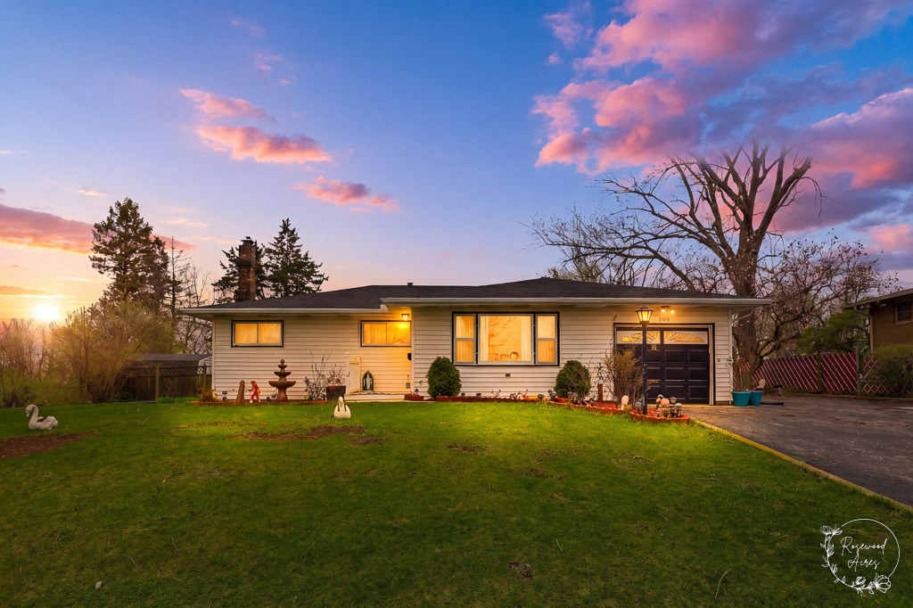 3858 E Lakeview Drive, Kankakee, IL