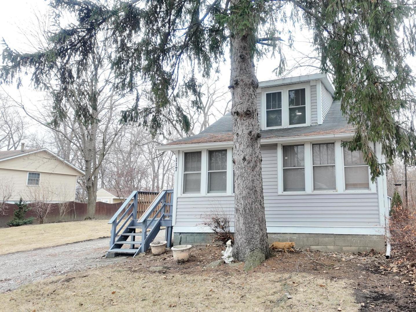 117 Woodland Drive, Round Lake Beach, IL