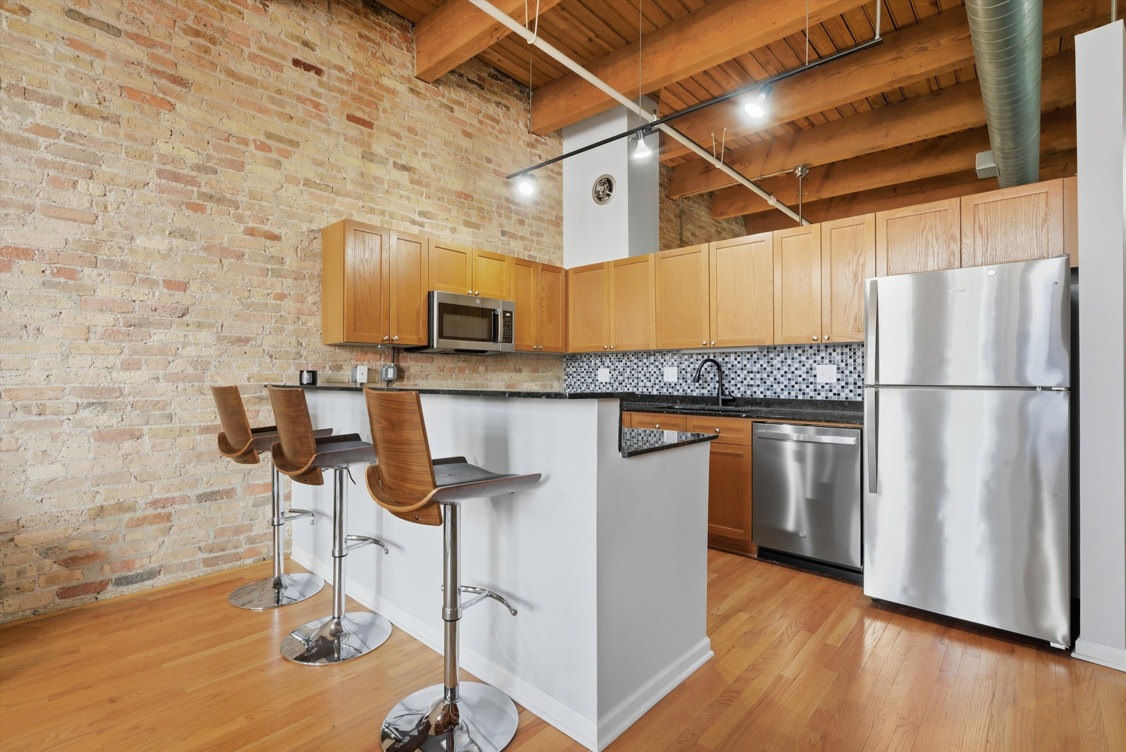 375 W Erie Street #408, Chicago, IL
