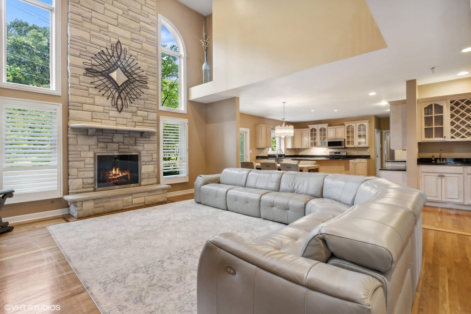 8840 Royal Drive, Burr Ridge, IL