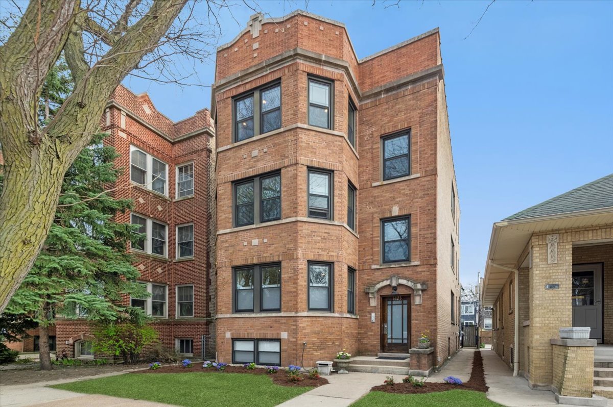 1625 W Catalpa Avenue #3, Chicago, IL