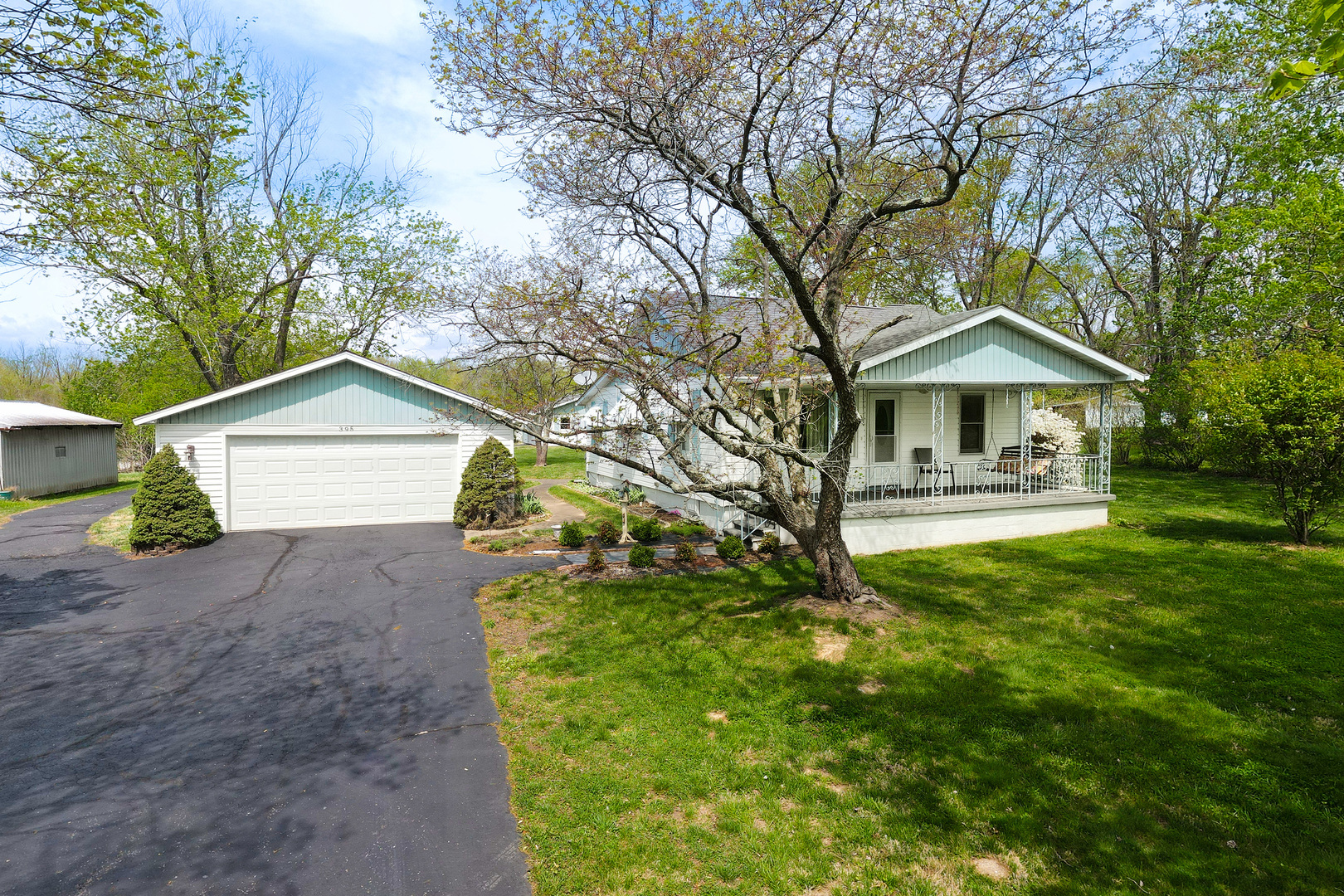 395 Cedar Creek Road, Makanda, IL