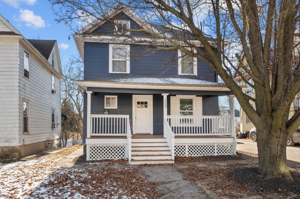 1009 Arlington Court, Davenport, IA