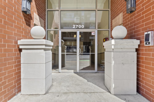 2700 W BELMONT Avenue #402, Chicago, IL