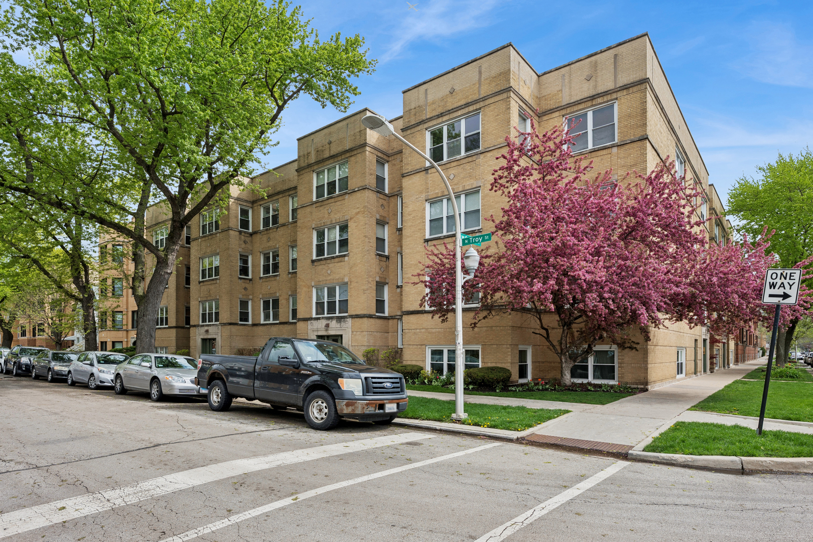 4309 N Troy Street #2, Chicago, IL