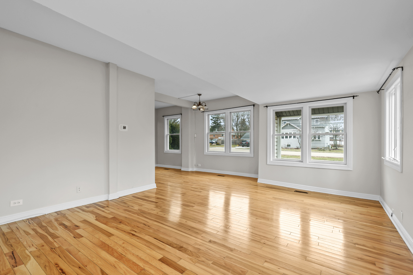 113 Gladys Avenue, Fox River Grove, IL