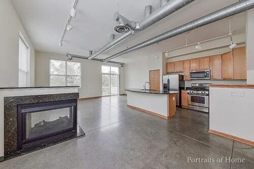 1693 TOWN CENTER Street #1693, Aurora, IL