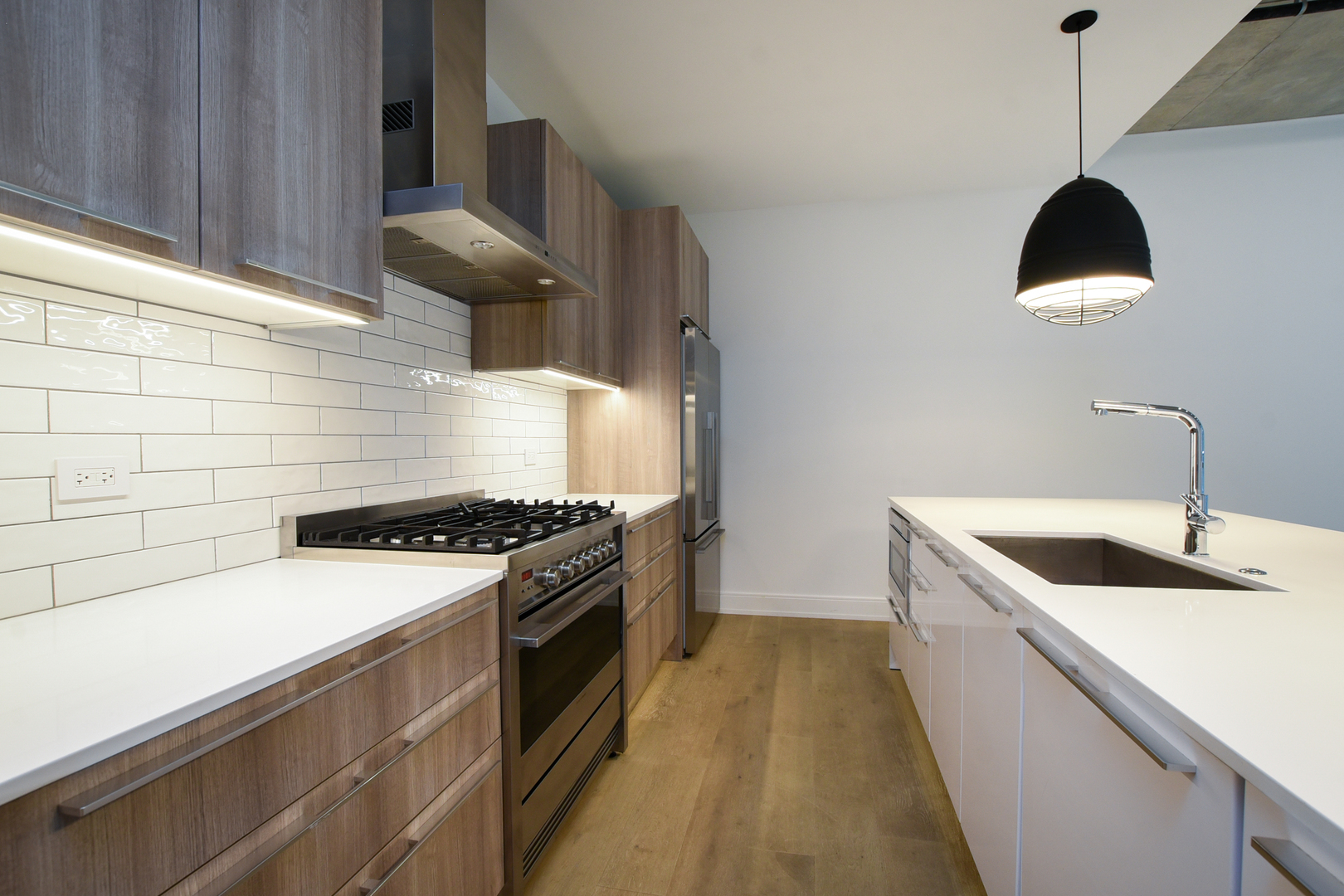 111 S PEORIA Street #302, Chicago, IL